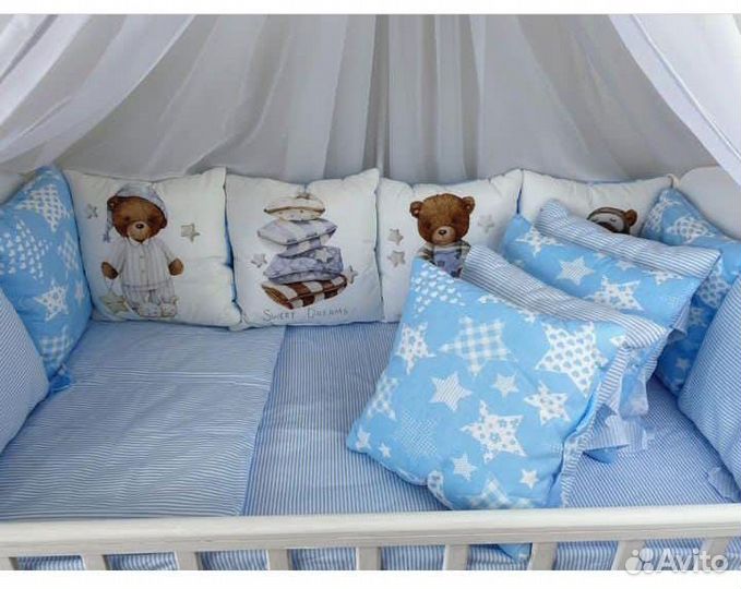 Комплект в детскую кроватку