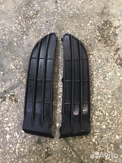 Решетки бампера Volvo S40 2004-2012