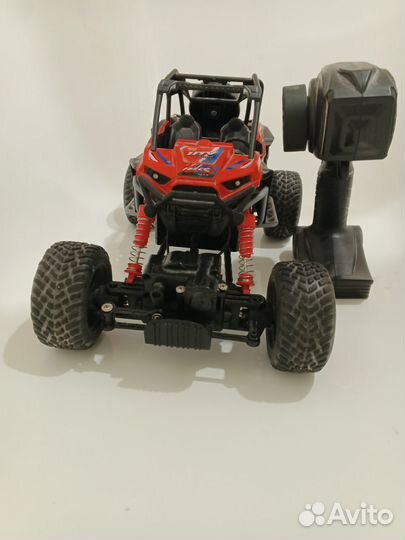 Машинка на радиоуправлении