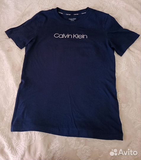 Футболки для девочки Calvin Klein