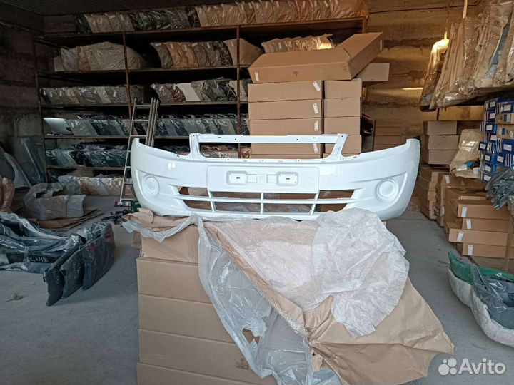 Бампер передний лада гранта белый
