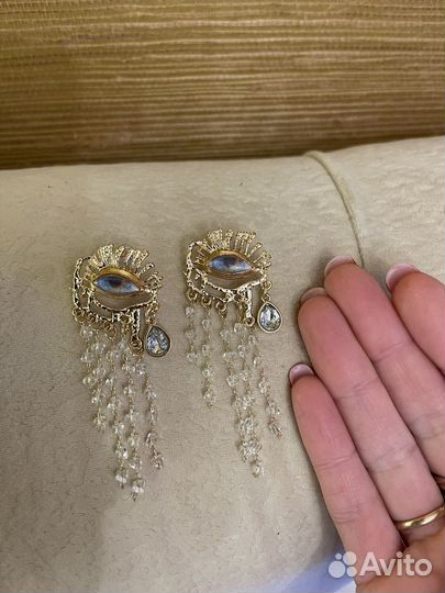 Брошь Schiaparelli