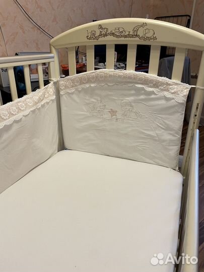 Детская кроватка