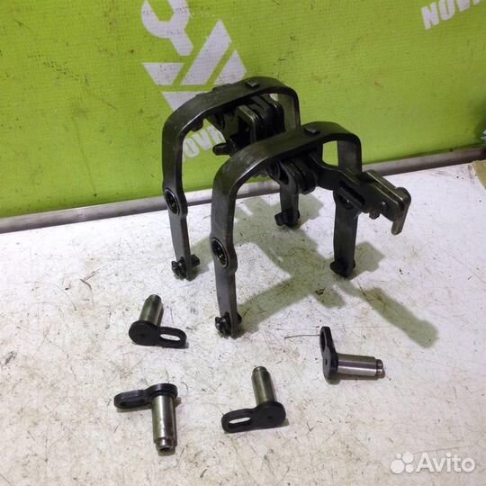 Вилка включения передач Фольксваген Пассат Б6