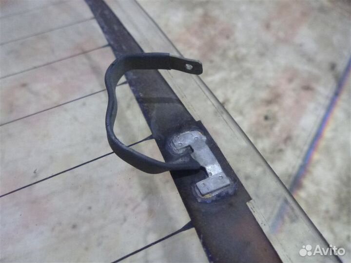 Стекло двери заднее Ford Fiesta JA J4C 1997