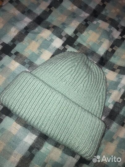 Шапка женская вязаная