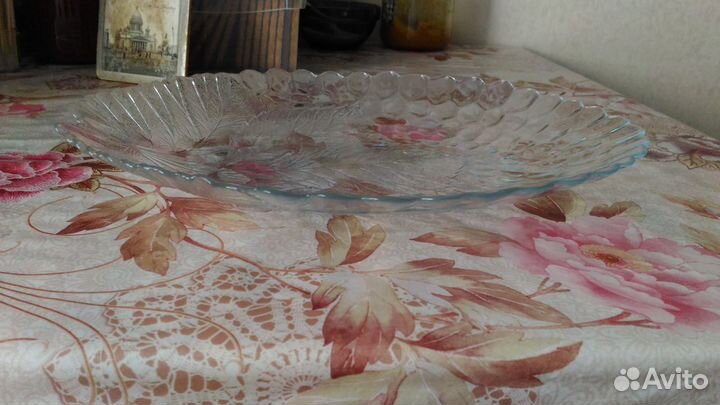 Блюдо для фруктов, сладостей и выпечки