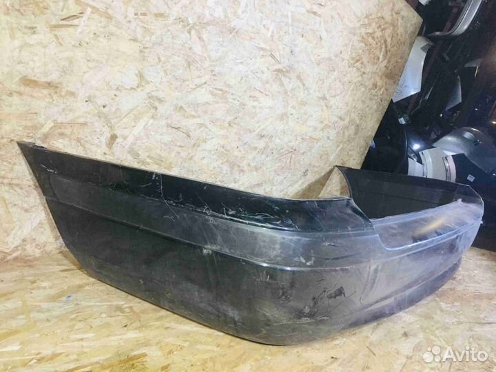 Бампер задний Wagon nissan Primera P11 Чёрныйцарап