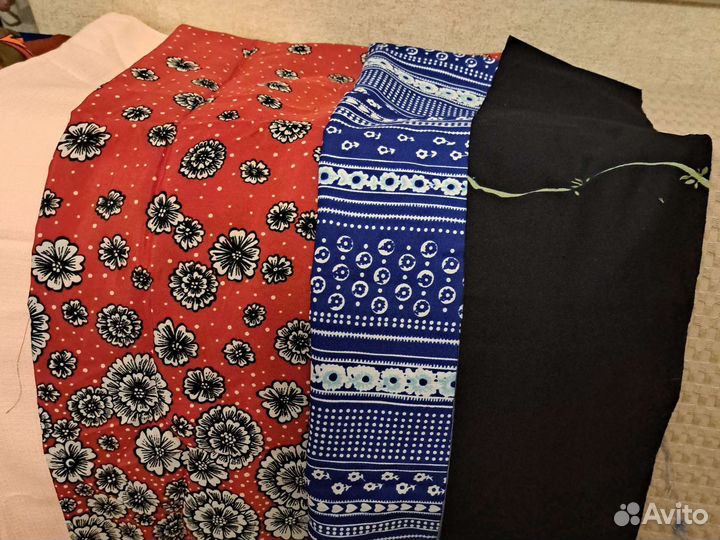 Кусочки ткани для рукоделия