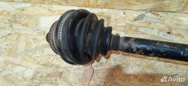 Полуось передняя Audi A4 B5 1999