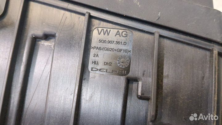 Блок предохранителей Skoda Octavia (A7)