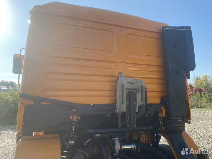 Shacman (Shaanxi) F2000, 2012