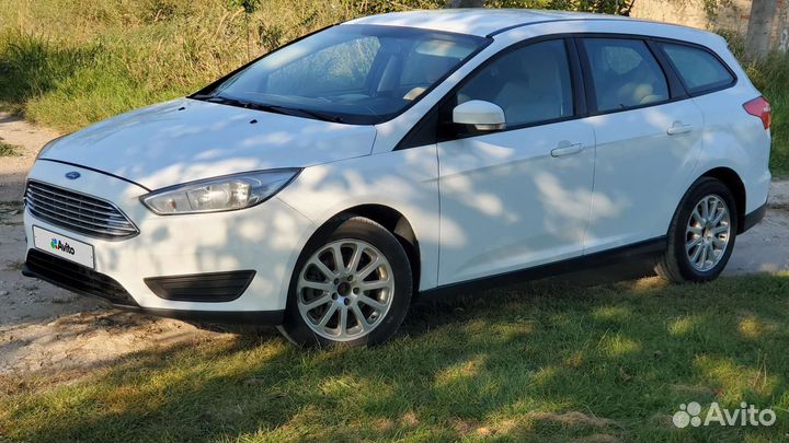 Ford Focus 1.6 МТ, 2016, 111 111 км