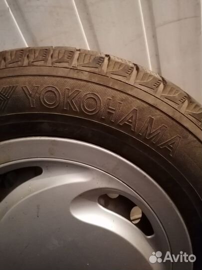 Yokohama W.Drive V905 175/70 R13 и 14.00/70 R13 82L
