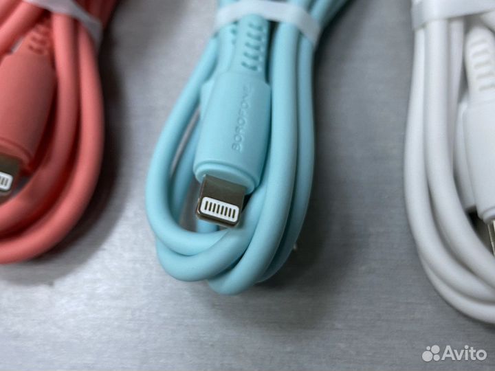 Кабель USB Lightning 8pin Borofone BX40 1m 2.4A
