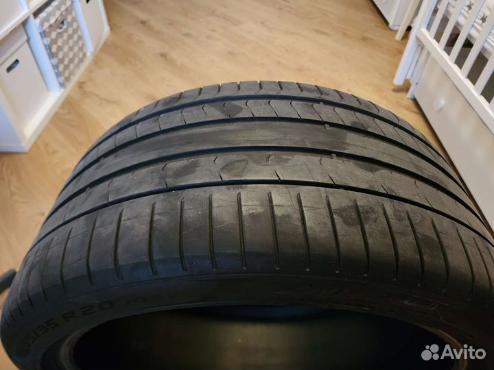 Pirelli P Zero 245/40 R20 и 275/35 R20