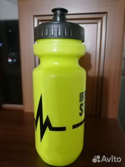 Бутылка для воды и напитков