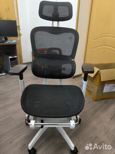 Игровое компьютерное кресло новое