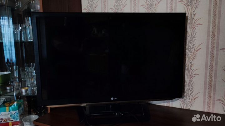 Телевизор lg 32lm580t