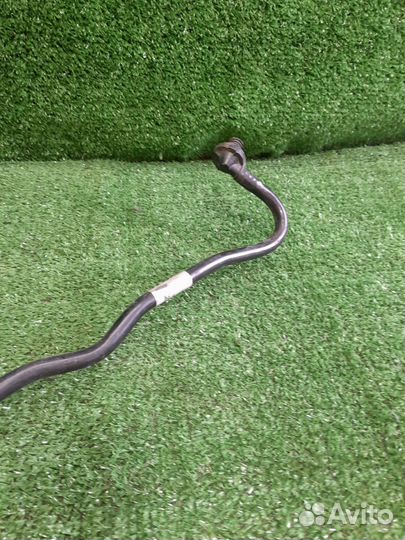 Трубка вакуумная бмв f30