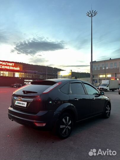 Ford Focus 1.6 МТ, 2009, 261 805 км