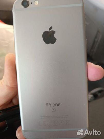 iPhone 6S, 32 ГБ