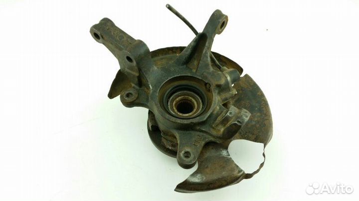 Ступица передняя правая Nissan Pulsar SN15 CD20