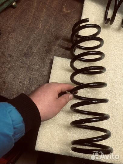 Продам задние прижины Б/у