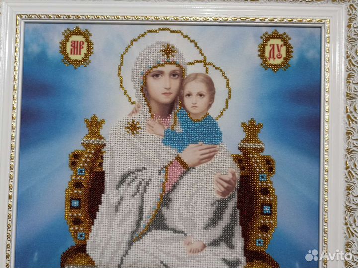 Икона Богоматерь на троне