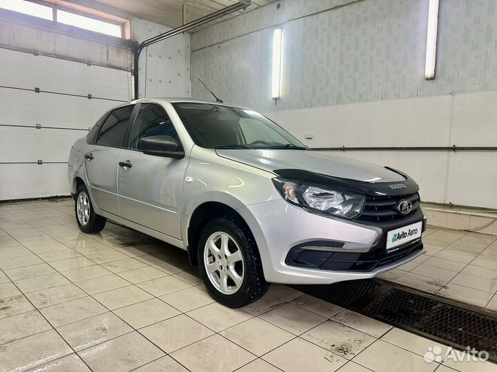 LADA Granta 1.6 МТ, 2021, 51 437 км