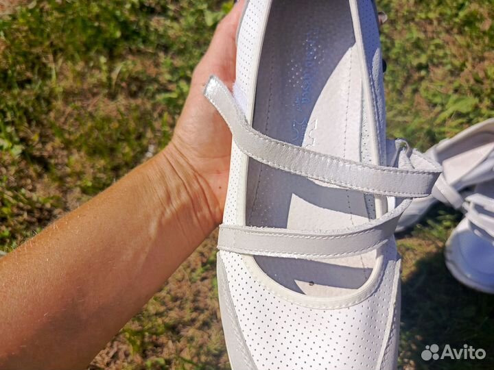 Туфли для девочки, девушки