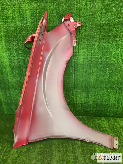 Крыло переднее левое mitsubishi outlander