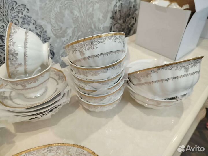 Набор столовой посуды на 6 персон
