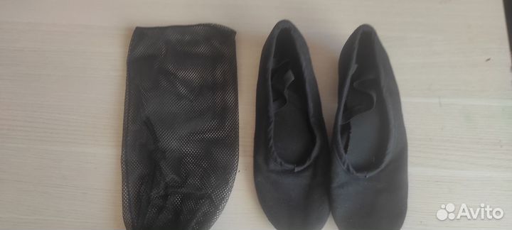 Балетки для танцев черные тканевые с каблкком