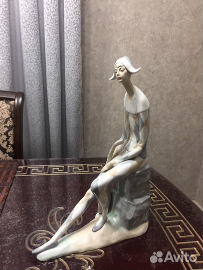 Статуэтка NAO