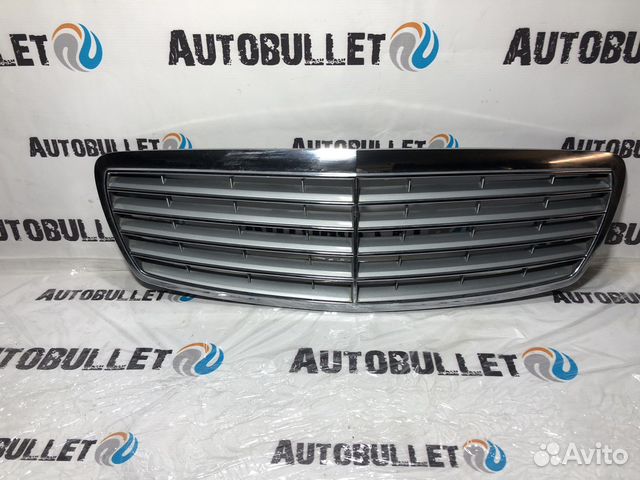 Решётка радиатора Mercedes W211 2005
