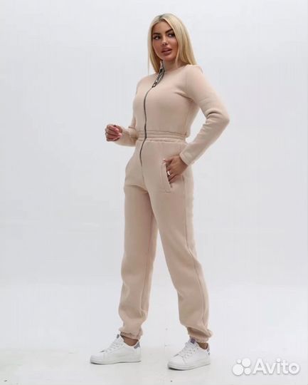 Теплый комбинезон с начесом 42-44; 46-48