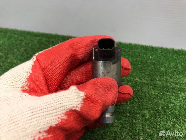 Клапан VVT-i Audi A4 B8 cdnc 2011