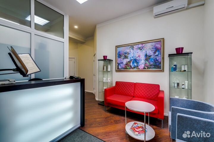 Администратор в косметологическую клинику