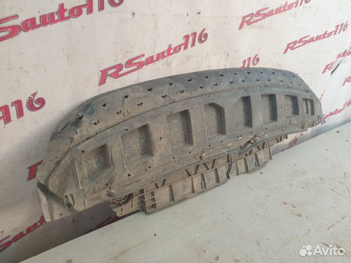 Пыльник бампера передний Skoda Rapid 1