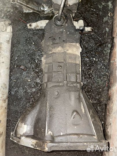 Аккумулятор новый, стартер, коробка