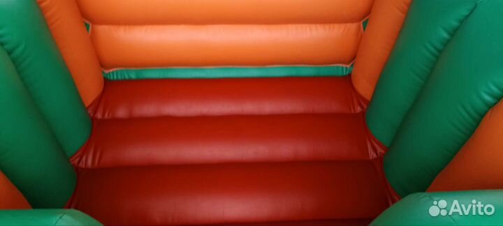 Детский надувной батут бу