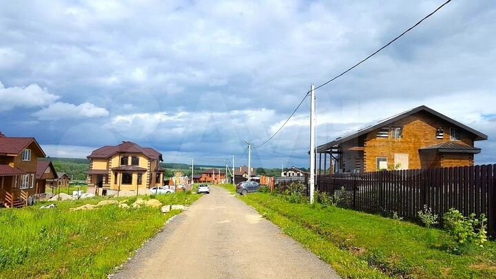 Участок 7 сот. (ИЖС)