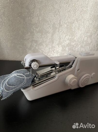 Швейная машинка портативная
