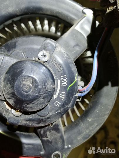 Мотор печки Scion Xd 2007