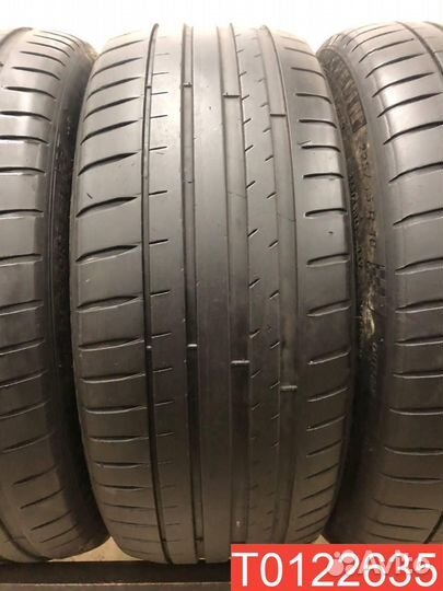 Michelin Pilot Sport 4 225/45 R18 95Y