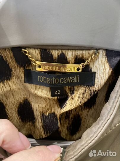 Кожаная куртка roberto cavalli первая линия