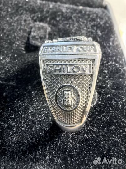 Мужской золотой перстень