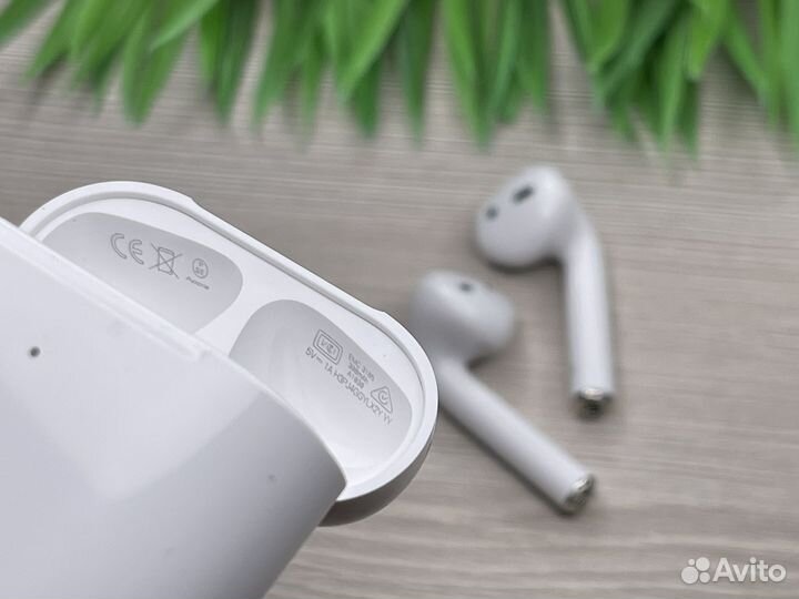 AirPods 2 новые, запечатанные (лучшая копия)