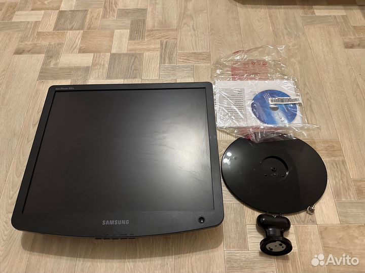 Монитор Samsung 932B 4:3 19